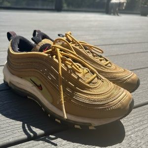GOLD NIKE AIR MAX 97 US 7.5M/9W/UK 6.5
